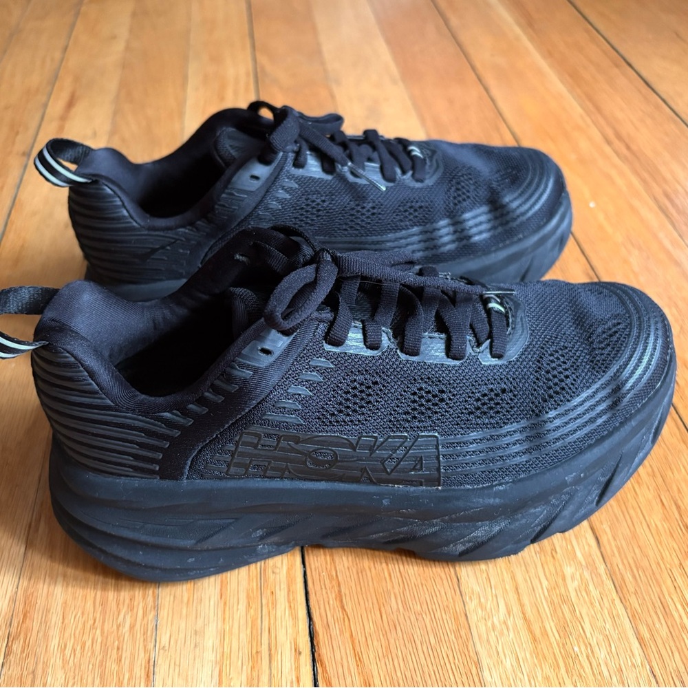 Hoka Women’s Black Bondi Athletic Shoes